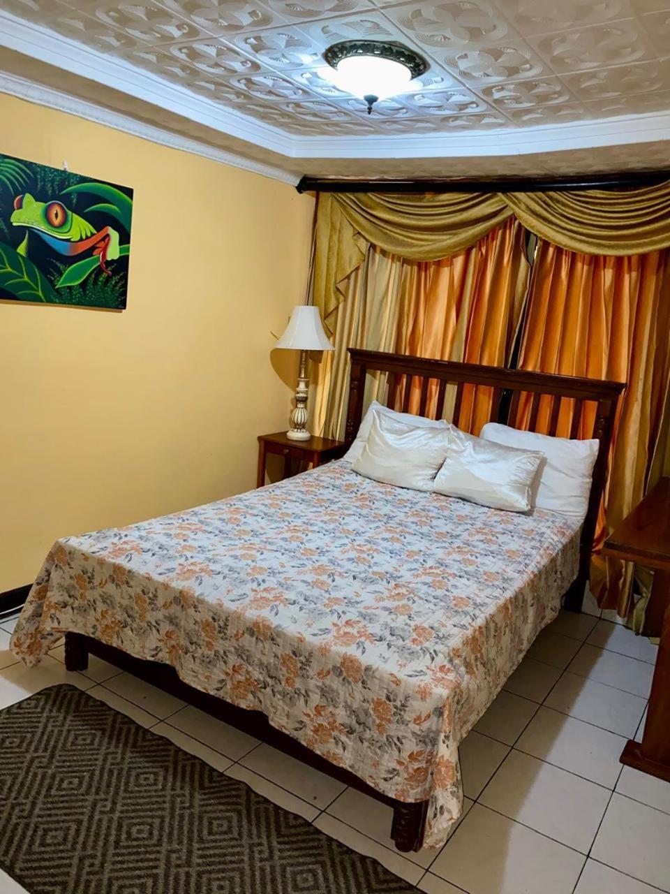 Appartamento Casa Lupita Alajuela Esterno foto